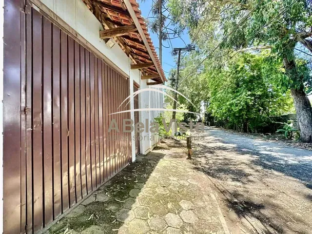 Casa com 1546m² 3 quartos e 5 banheiros, à venda, no bairro Jardim Ana Estela em Carapicuíba