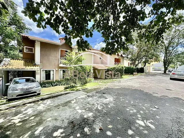 Casa com 466m² 3 quartos e 3 banheiros, à venda, no bairro Parque Ideal em Carapicuíba