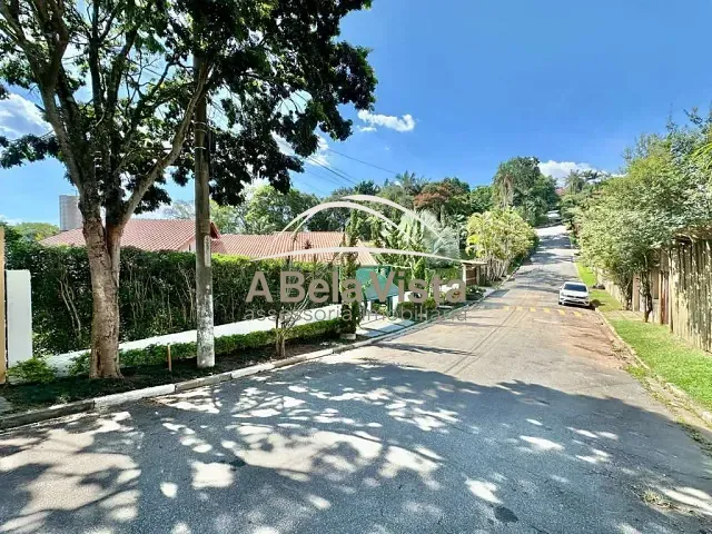 Casa com 1000m² 4 quartos e 5 banheiros, à venda, no bairro Recanto Impla em Carapicuíba