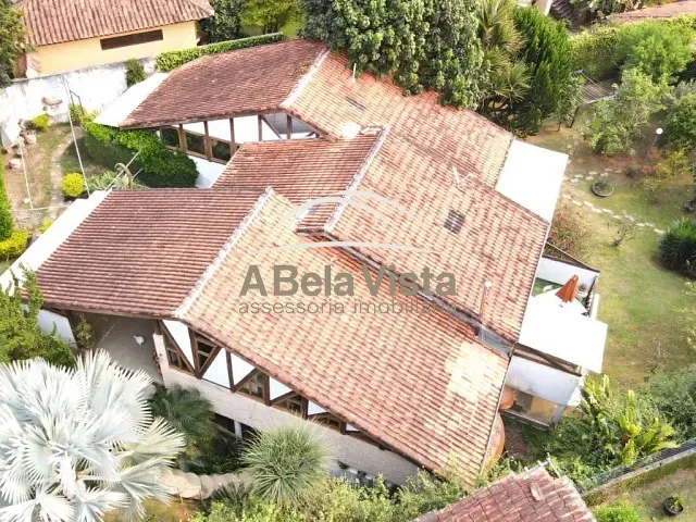 Casa com 1000m² 4 quartos e 5 banheiros, à venda, no bairro Recanto Impla em Carapicuíba