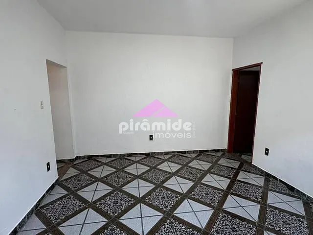 Casa com 150m² 2 quartos e 1 banheiro, à venda, no bairro Jardim Ismênia em São José dos Campos
