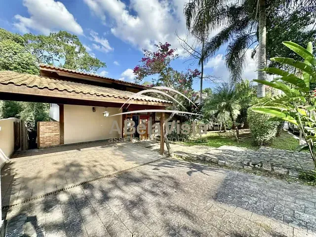 Casa com 546m² 5 quartos e 6 banheiros, à venda, no bairro Aldeia da Fazendinha em Carapicuíba