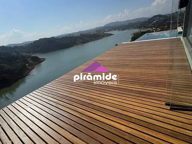 Casa com 1080m² 4 quartos e 4 banheiros, à venda, no bairro Paraíso de Igaratá em Igaratá