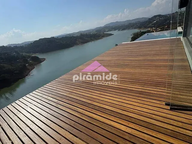 Casa com 1080m² 4 quartos e 4 banheiros, à venda, no bairro Paraíso de Igaratá em Igaratá