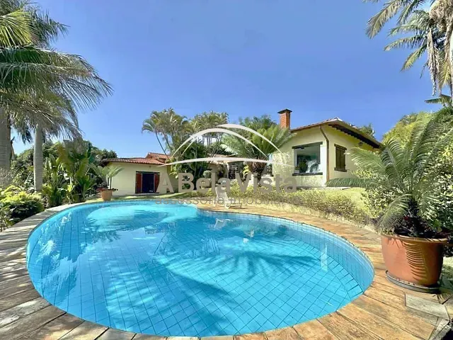 Casa com 1879m² 5 quartos e 6 banheiros, à venda, no bairro Parque Ideal em Carapicuíba