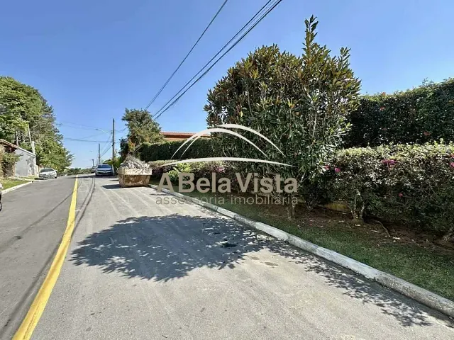 Casa com 1879m² 5 quartos e 6 banheiros, à venda, no bairro Parque Ideal em Carapicuíba