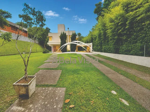 Casa com 1000m² 4 quartos e 6 banheiros, à venda, no bairro Recanto Impla em Carapicuíba