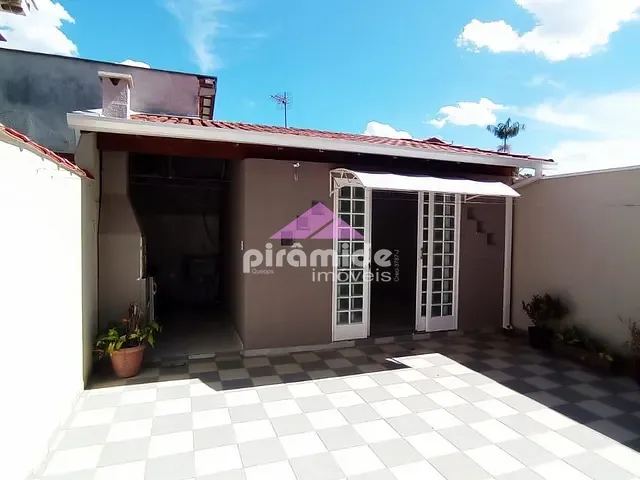 Casa 3 quartos e 3 banheiros, à venda, no bairro Urbanova em São José dos Campos