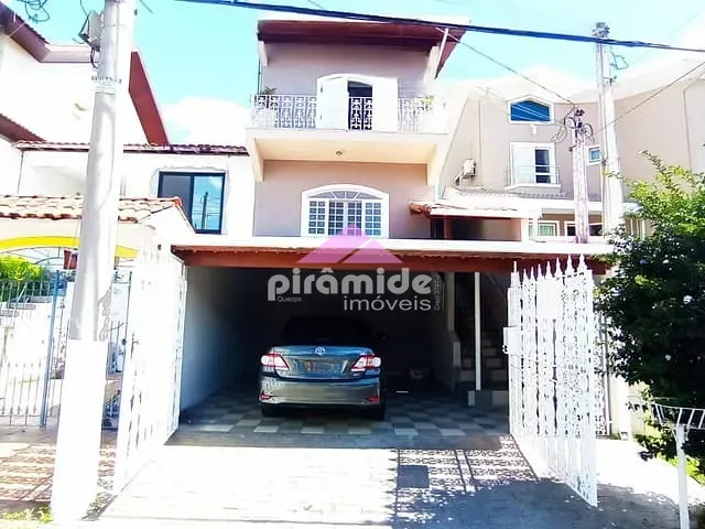 Casa 3 quartos e 3 banheiros, à venda, no bairro Urbanova em São José dos Campos