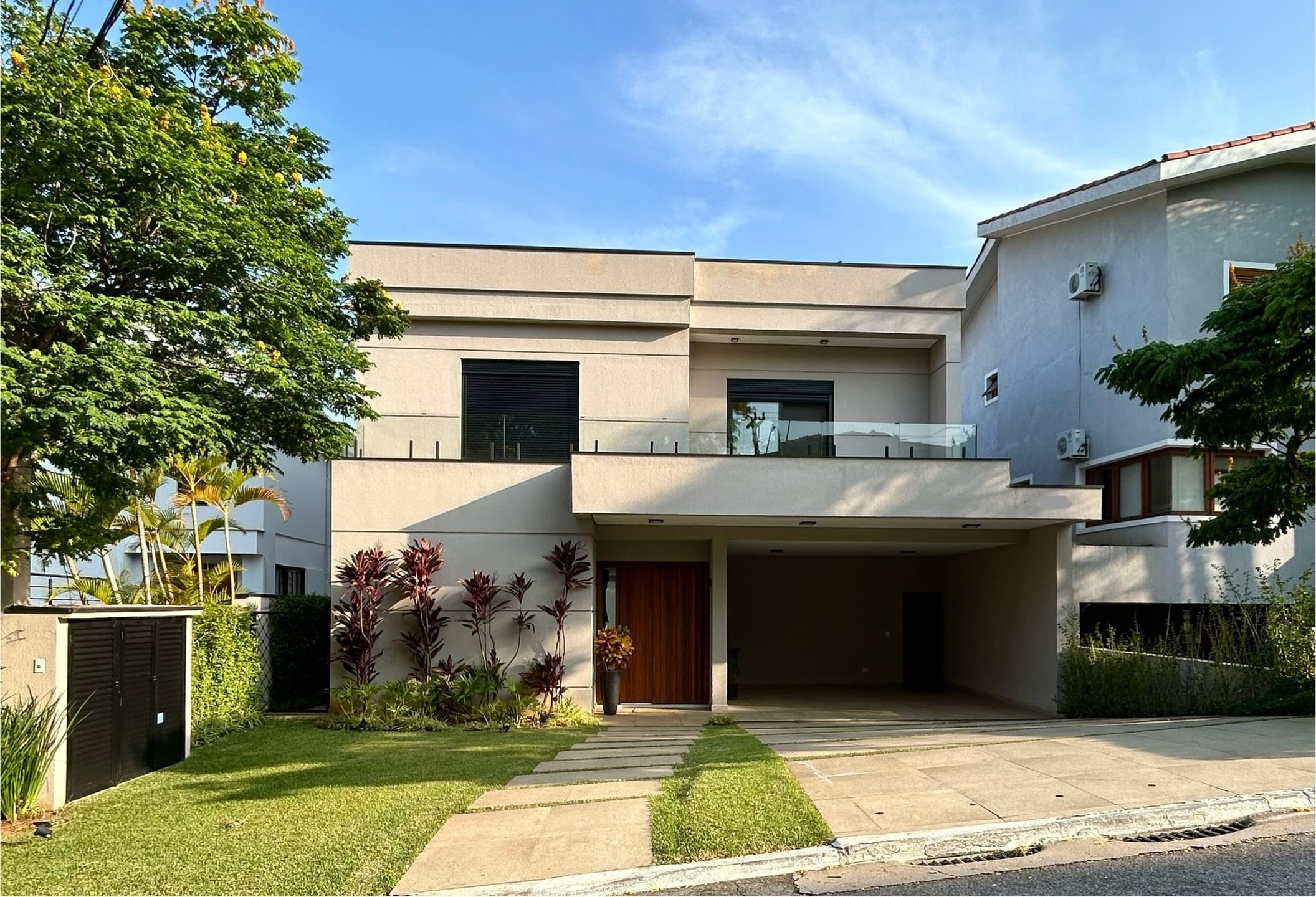 Casa em Alphaville — foto 1