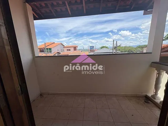 Casa 3 quartos e 1 banheiro, à venda, no bairro Jardim das Indústrias em São José dos Campos