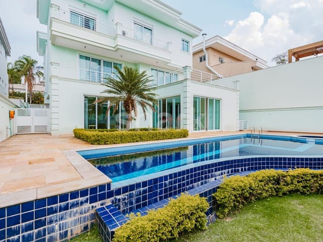 Casa com 646m² 5 quartos e 8 banheiros, à venda, no bairro Alphaville em Santana de Parnaíba
