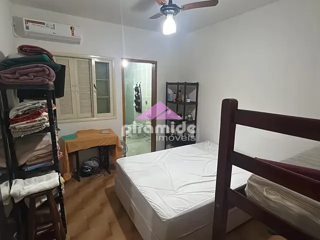 Casa 3 quartos e 3 banheiros, à venda, no bairro Indaiá em Caraguatatuba
