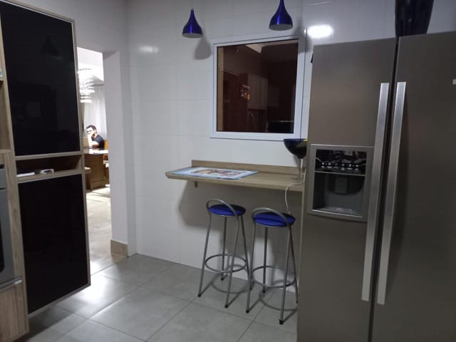 Casa com 360m² 2 quartos e 5 banheiros, à venda, no bairro Alphaville em Santana de Parnaíba