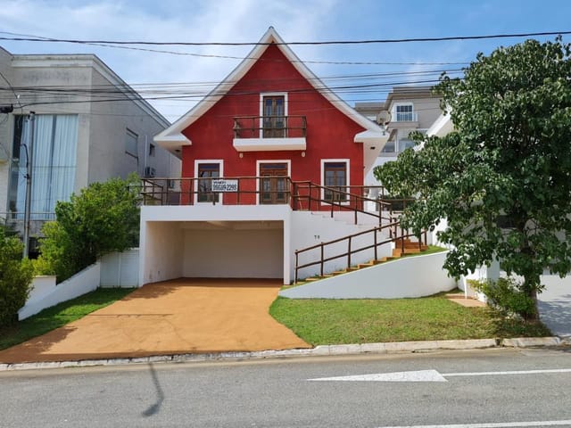 Casa com 360m² 3 quartos e 5 banheiros, à venda, no bairro Alphaville em Santana de Parnaíba
