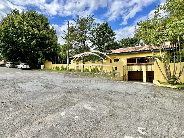 Casa com 1005m² 4 quartos e 5 banheiros, à venda, no bairro Palos Verdes em Carapicuíba