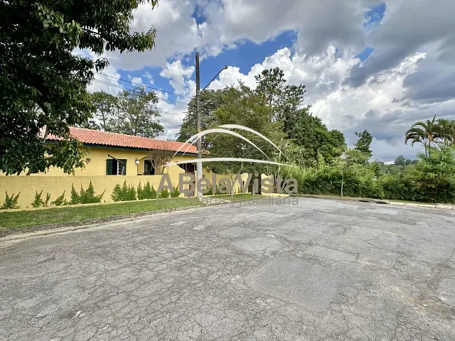 Casa com 1005m² 4 quartos e 5 banheiros, à venda, no bairro Palos Verdes em Carapicuíba