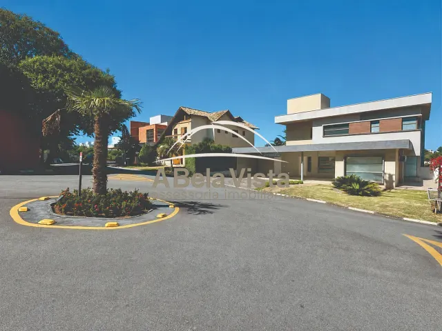 Casa com 561m² 3 quartos e 5 banheiros, à venda, no bairro Aldeia da Fazendinha em Carapicuíba