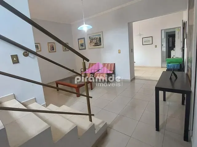 Casa 4 quartos e 5 banheiros, à venda, no bairro Condomínio Sunset Garden em Jacareí