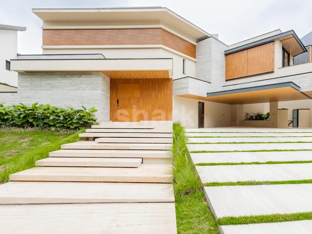 Casa com 840m² 5 quartos e 8 banheiros, à venda, no bairro Alphaville Residencial Um em Barueri