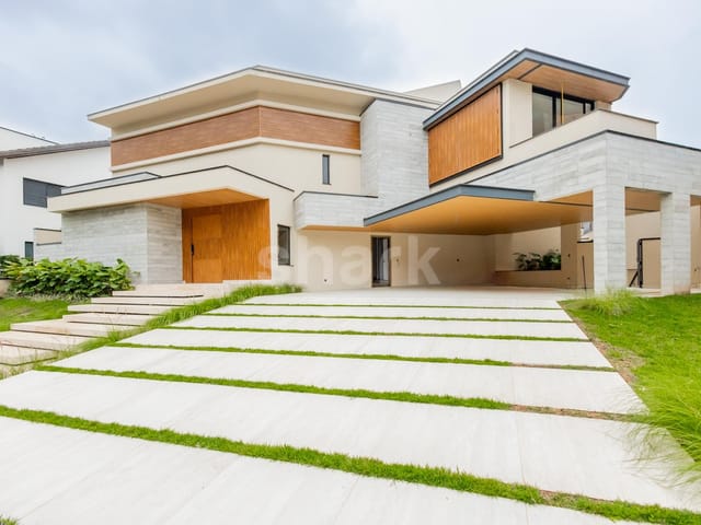 Casa com 840m² 5 quartos e 8 banheiros, à venda, no bairro Alphaville Residencial Um em Barueri