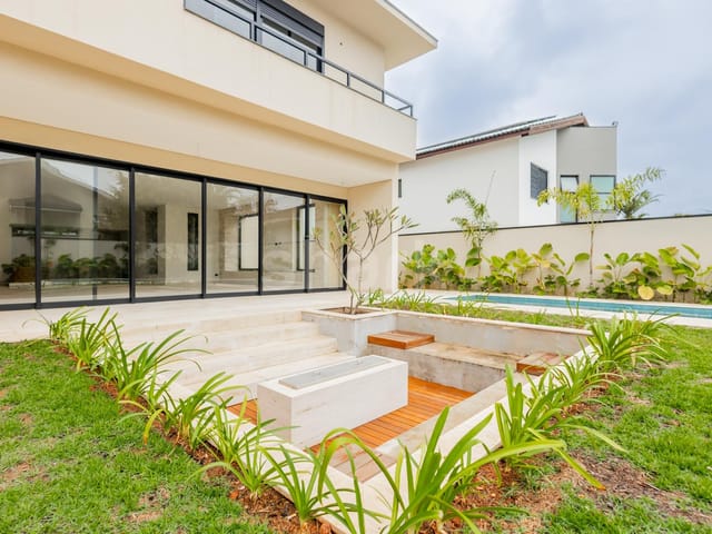 Casa com 840m² 5 quartos e 8 banheiros, à venda, no bairro Alphaville Residencial Um em Barueri