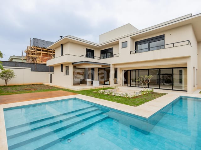 Casa com 840m² 5 quartos e 8 banheiros, à venda, no bairro Alphaville Residencial Um em Barueri