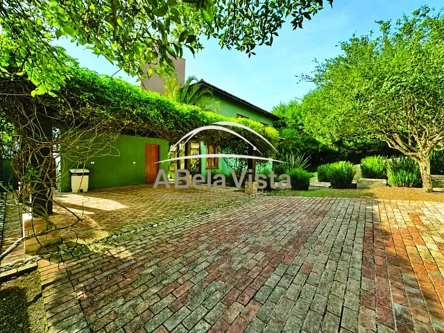 Casa com 1001m² 4 quartos e 6 banheiros, à venda, no bairro Residencial Euroville em Carapicuíba