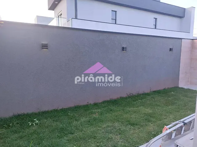 Casa 3 quartos e 3 banheiros, à venda, no bairro Jardim Jacinto em Jacareí