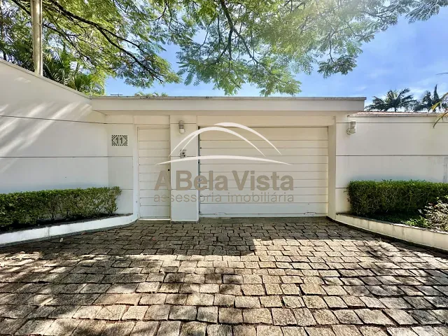 Casa com 2352m² 4 quartos e 7 banheiros, à venda, no bairro Palos Verdes em Carapicuíba
