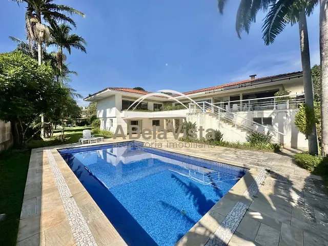 Casa com 2352m² 4 quartos e 7 banheiros, à venda, no bairro Palos Verdes em Carapicuíba