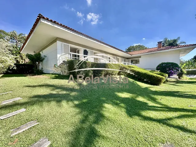 Casa com 2352m² 4 quartos e 7 banheiros, à venda, no bairro Palos Verdes em Carapicuíba
