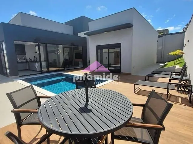 Casa com 600m² 4 quartos e 5 banheiros, à venda, no bairro Urbanova em São José dos Campos