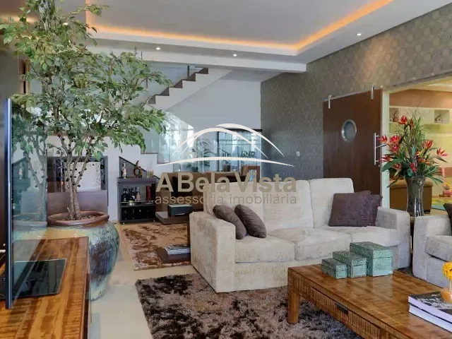 Casa com 529m² 3 quartos e 5 banheiros, à venda, no bairro Golf Gardens em Carapicuíba