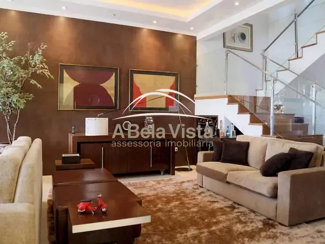 Casa com 529m² 3 quartos e 5 banheiros, à venda, no bairro Golf Gardens em Carapicuíba
