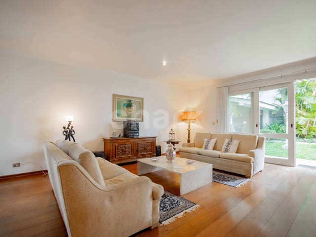 Casa com 600m² 4 quartos e 6 banheiros, à venda, no bairro Alphaville Residencial Um em Barueri