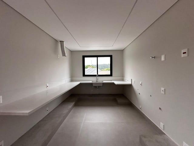 Casa com 595m² 5 quartos e 6 banheiros, à venda, no bairro Alphaville Residencial Um em Barueri