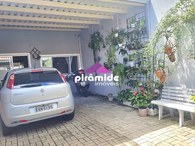 Casa com 130m² 2 quartos e 2 banheiros, à venda, no bairro Jardim Vale do Sol em São José dos Campos