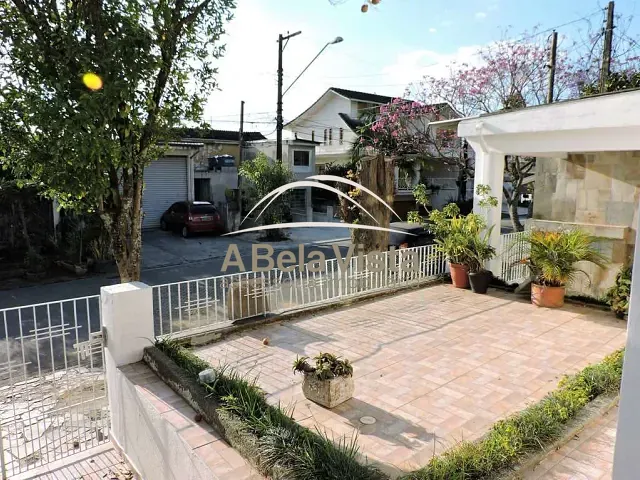 Casa com 267m² 3 quartos e 3 banheiros, para alugar, no bairro Jardim da Glória em Cotia