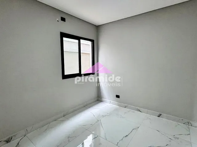 Casa 3 quartos e 5 banheiros, à venda, no bairro Urbanova em São José dos Campos