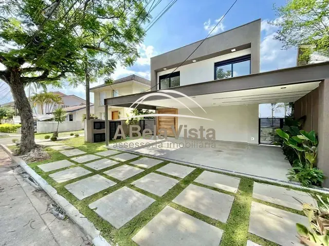 Casa com 363m² 4 quartos e 6 banheiros, à venda, no bairro São Paulo II em Cotia