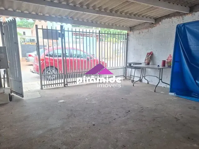 Casa com 134m² 2 quartos e 1 banheiro, à venda, no bairro Jardim Santa Maria em São José dos Campos