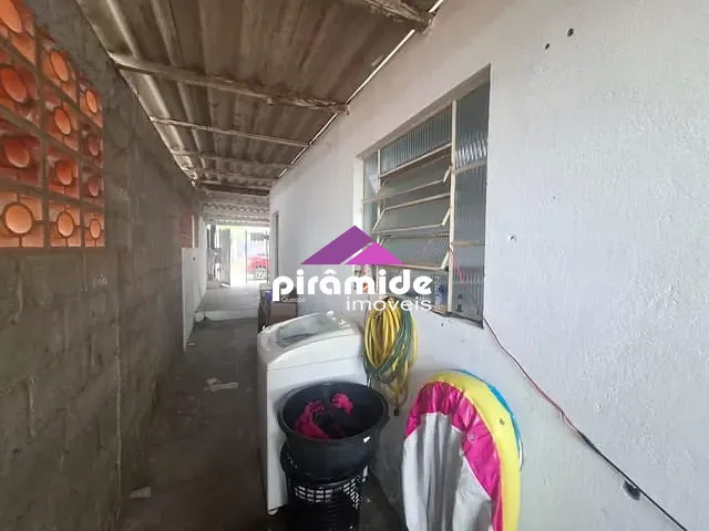 Casa com 134m² 2 quartos e 1 banheiro, à venda, no bairro Jardim Santa Maria em São José dos Campos
