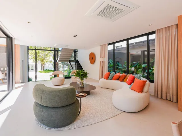 Casa com 468m² 4 quartos e 7 banheiros, à venda, no bairro Alphaville em Santana de Parnaíba