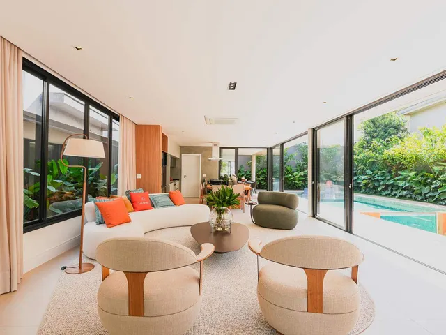 Casa com 468m² 4 quartos e 7 banheiros, à venda, no bairro Alphaville em Santana de Parnaíba