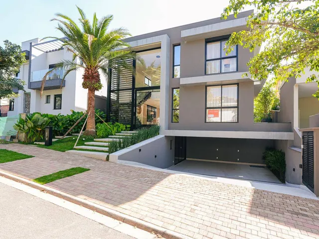 Casa com 468m² 4 quartos e 7 banheiros, à venda, no bairro Alphaville em Santana de Parnaíba