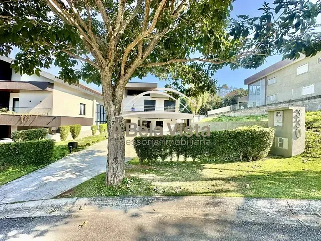 Casa com 844m² 4 quartos e 6 banheiros, à venda, no bairro Chácaras São Carlos em Cotia