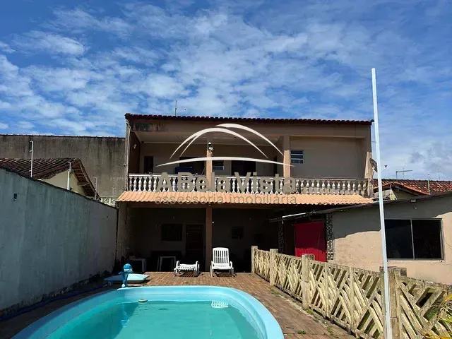 Casa 2 quartos e 2 banheiros, à venda, no bairro Jardim Regina em Itanhaém