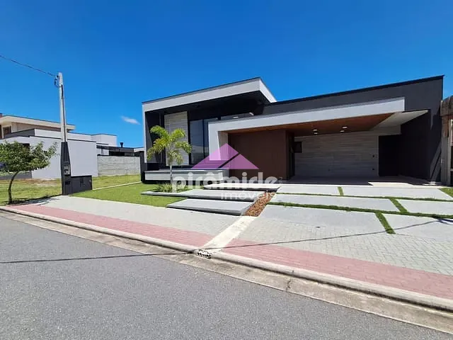 Casa com 450m² 4 quartos e 6 banheiros, à venda, no bairro Urbanova em São José dos Campos