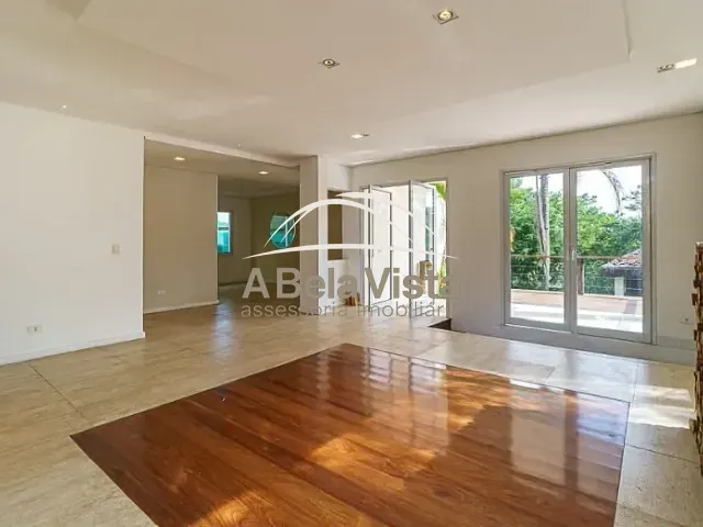 Casa 4 quartos e 4 banheiros, à venda, no bairro Tamboré em Santana de Parnaíba